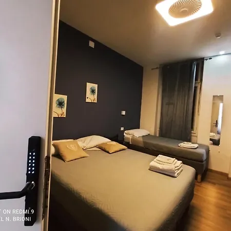 Готель Brioni 2*