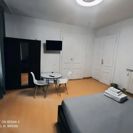 Готель Brioni 2*