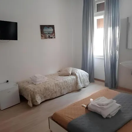 Otel Brioni 2*